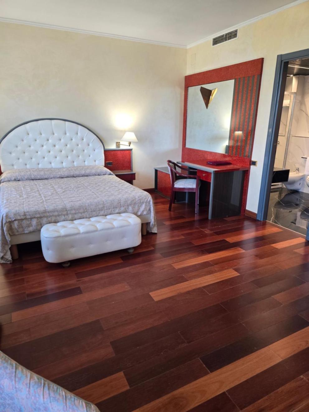 Hotel Grand Europa 4*